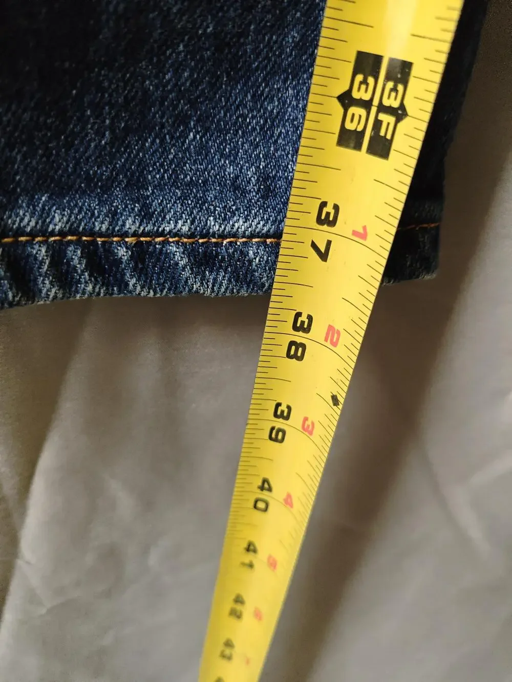 Levis 550 Jeans Mens 36x29 Blue Relaxed Fit Tapered Leg Classic Denim Pants